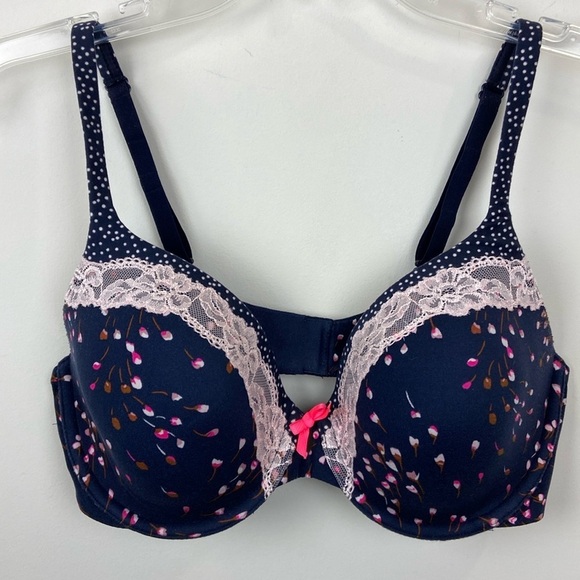 Victoria's Secret Body by Victoria Lined Perfect Coverage Size 34D Floral Lace - Picture 1 of 10